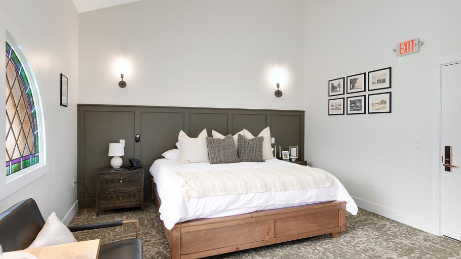 Bedroom 3, Balsam Lake Lodge, Polk