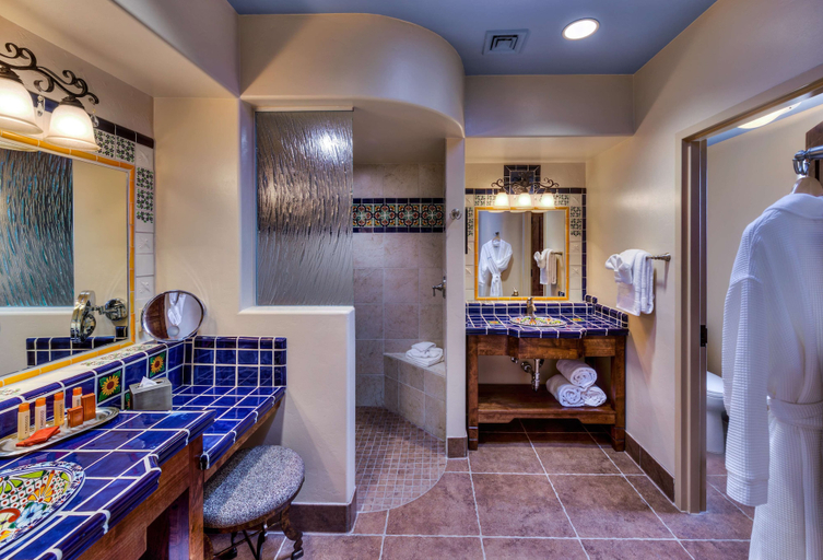 Bathroom 5, Hacienda Del Sol Guest Ranch Resort, Pima