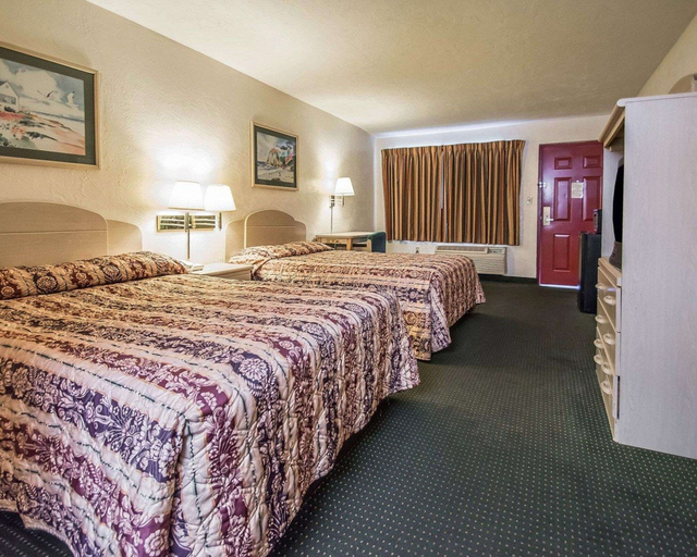 Bedroom 3, Rodeway Inn Gainesville - University Area, Alachua