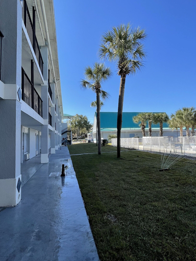 Exterior & Views 2, Motel 6 – Altamonte Springs, FL, Seminole