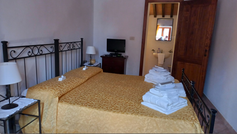 Bedroom 3, Villino Cortona, Arezzo