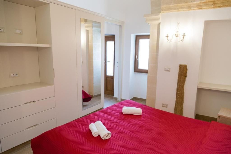 Bedroom 4, Vico Marina, Taranto