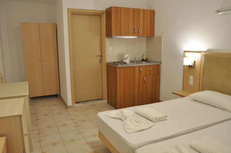 Bedroom 3, Angelos Studios, South Aegean