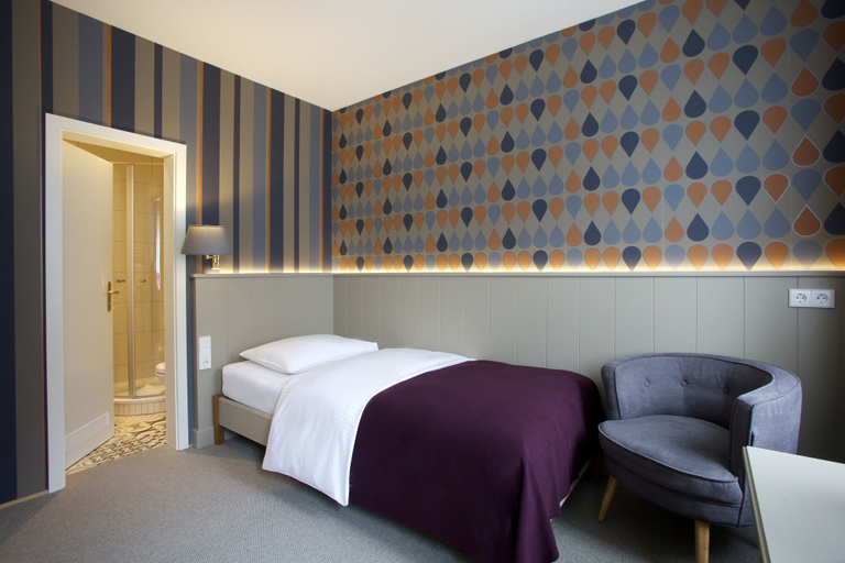 Bedroom 5, Illertisser Hof, Neu-Ulm