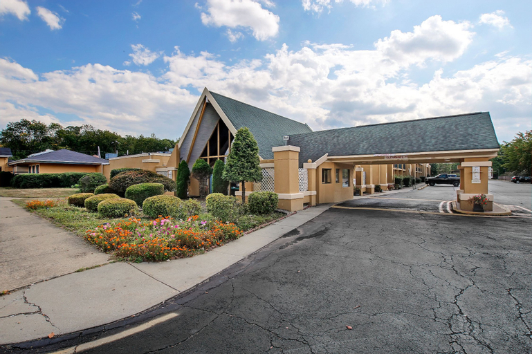 Red Carpet Inn, Morris