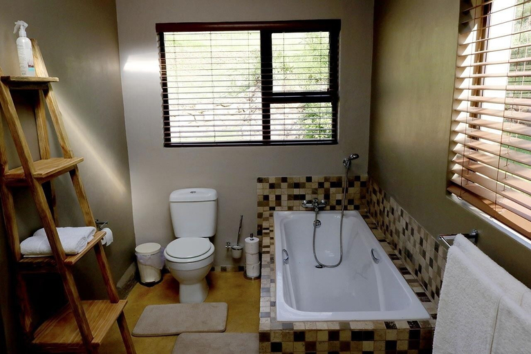 Bathroom 3, Imla Guest Farm, Thabo Mofutsanyane