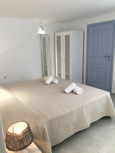 Bedroom 3, Villa Margarita, South Aegean