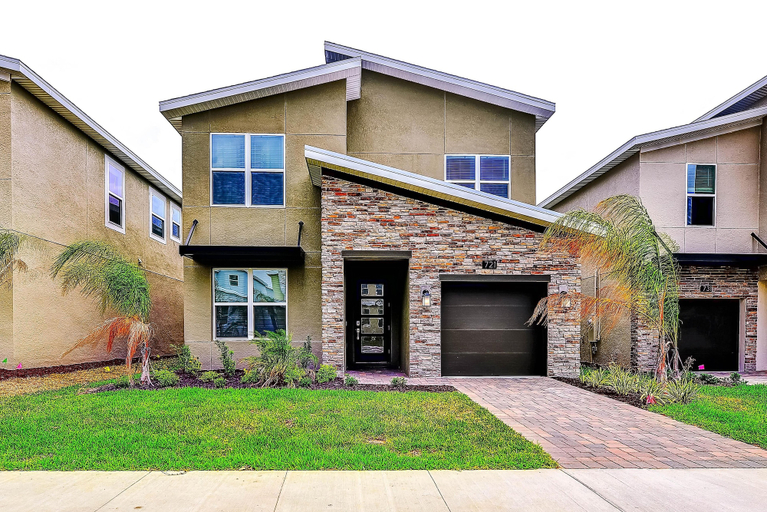 Exterior & Views 2, Secret Cove, Polk