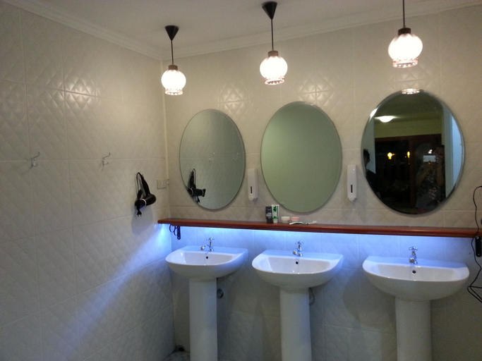 Bathroom 3, Sirikamsan House, Muang Chiang Mai