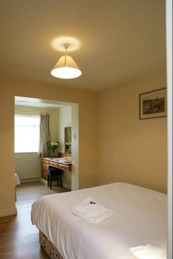 Bedroom 2, Gold Coast Resort Dungarvan