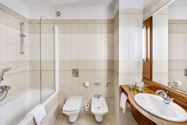 Bathroom 5, Hotel Haffner Resort & SPA - Destigo Hotels, Sopot