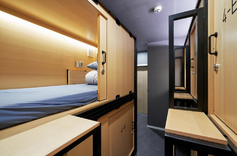 Bedroom 5, THE CAPSULE Myeongdong, Jung