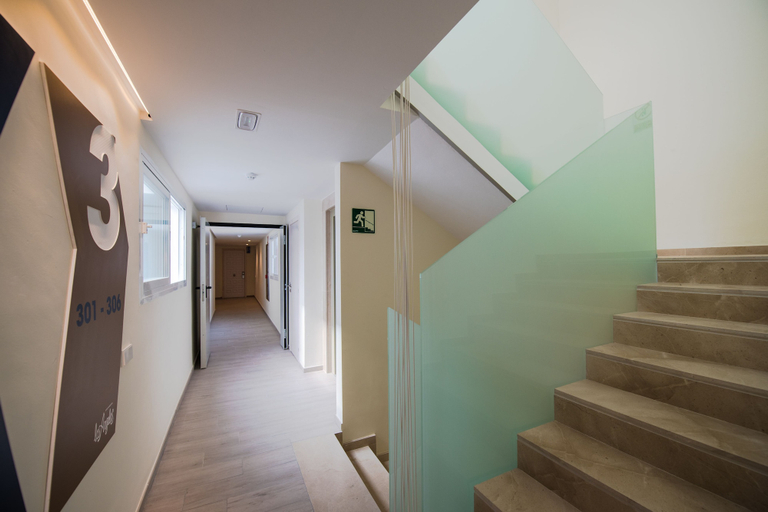 Others 5, Apartamentos Los Ángeles, Baleares