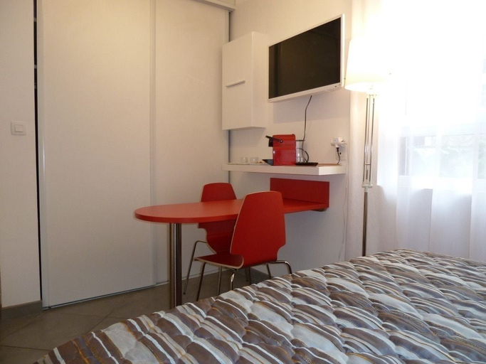 Bedroom 5, Le Clos Feuillat, Rhône