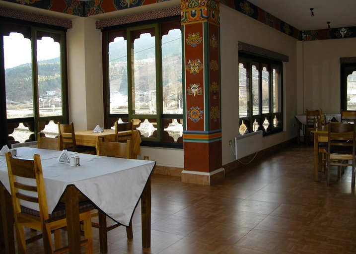 Food & Drinks 3, Janka Resort, Lungnyi