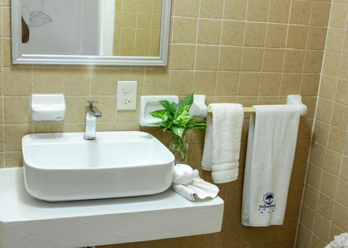 Bathroom 4, VALLARTA SOL, Puerto Vallarta