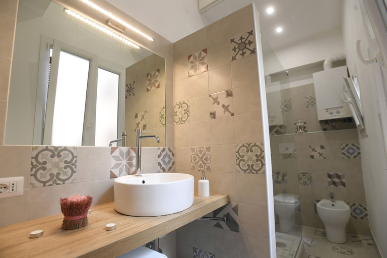 Bathroom 3, MATTONCINO 1 e 2 - COLOSSEO, Rome