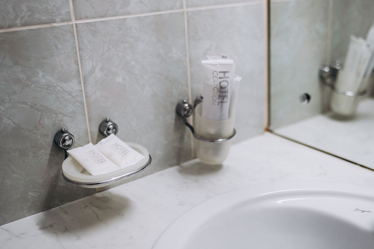 Bathroom 3, hotel Businesscenter, Komsomol'skiy rayon