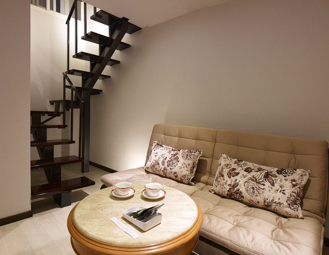 Others 5, Shihlin 13House, Taipei City