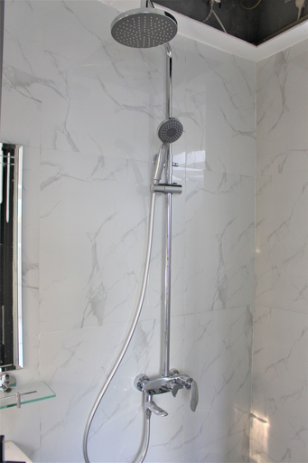 Bathroom 3, Lion Apartment, Da Nang