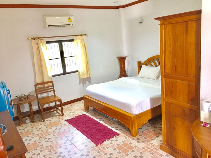 Bedroom 3, Nahinlad Resort, Pak Phli