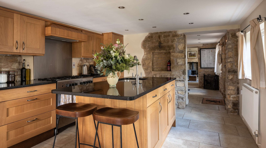 Others 5, Camside, Chipping Campden - Taswell Retreats, Gloucestershire