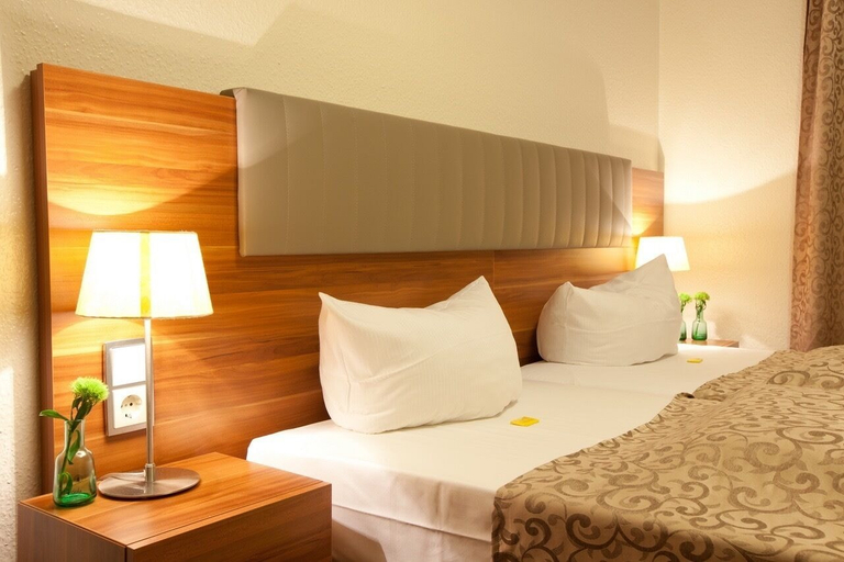 Bedroom 3, Hotel Frankfurt Messe, Frankfurt am Main