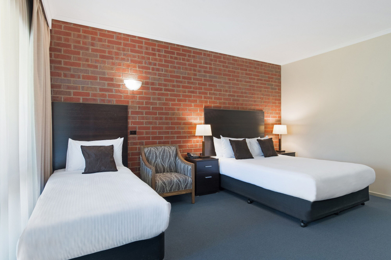 Bedroom 4, Burke And Wills Motor Inn Swan Hill, Swan Hill - Central