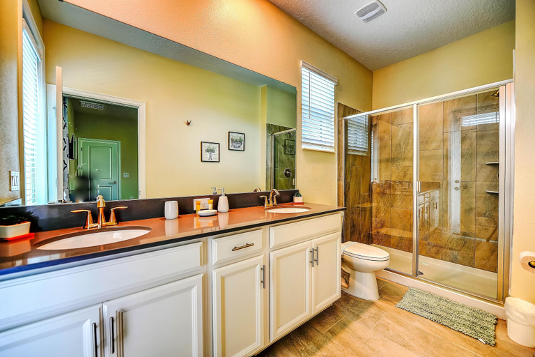 Bathroom 4, Secret Cove, Polk