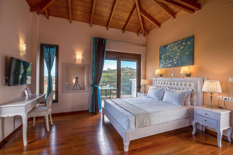 Bedroom 5, Casa Leone Suites, Crete