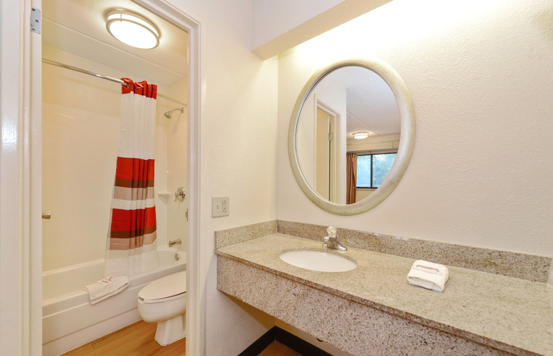 Bathroom 5, Red Roof Inn Akron, Summit