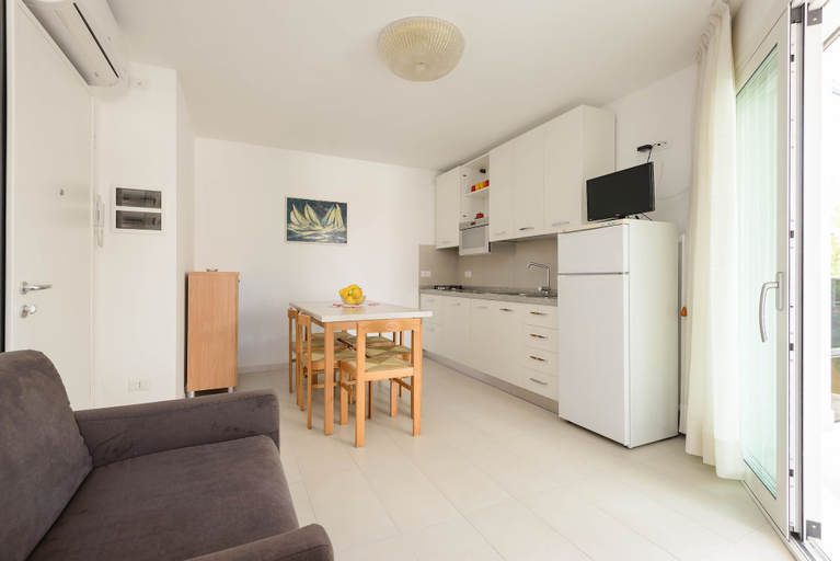 Others 5, Residence Carla, Udine
