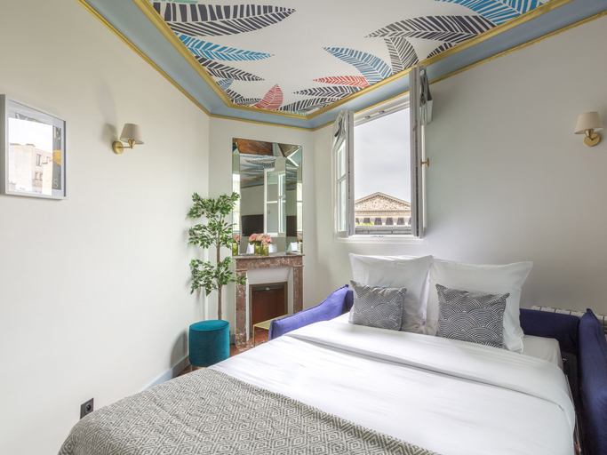 Bedroom 4, Luxury 2 Bedroom Duplex - Beautiful Monument View, Paris