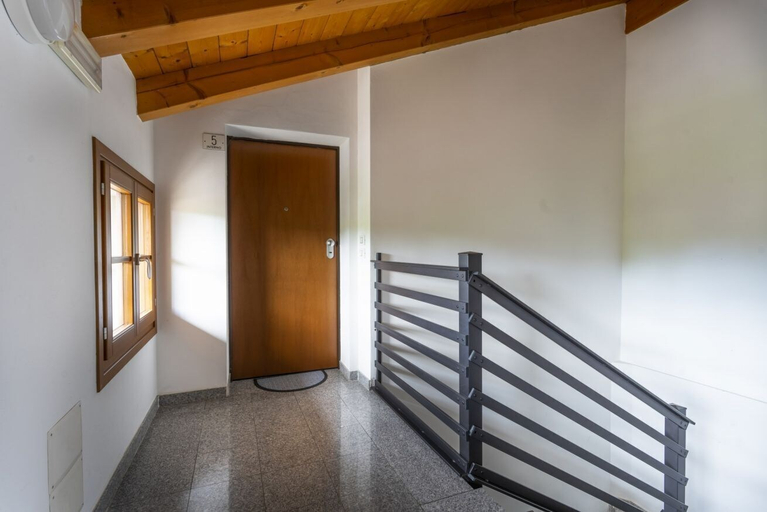 Others 5, Leisure & Business, Udine