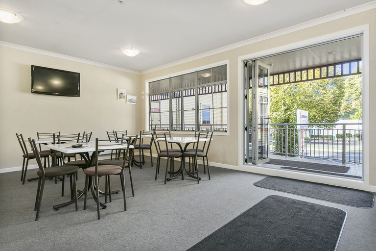 Food & Drinks 5, No1 Motels On Victoria, Waipa