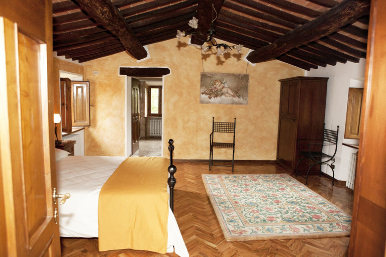 Bedroom 4, Villa di Leonardo, Siena