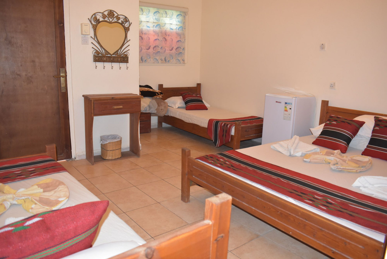 Bedroom 2, Bedouin Garden Village, Hotel Dive, Aqaba