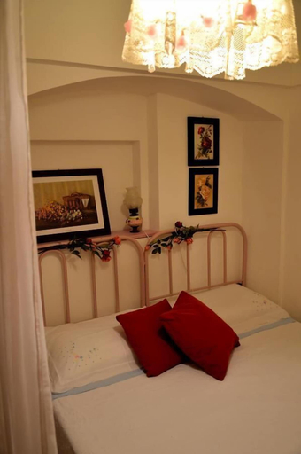 Bedroom 2, Trulli Casa Alberobello, Bari