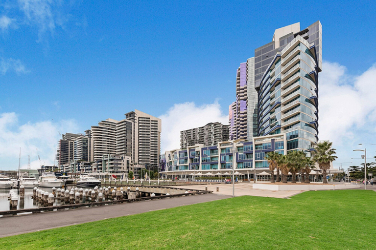 Docklands Private Collection of Apartments - NewQuay, Melbourne
