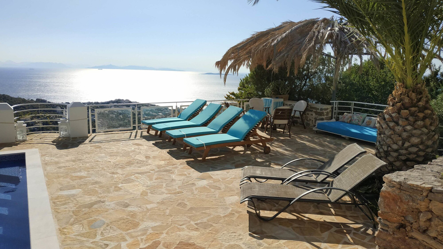 Others 5, Infinity Blue Suites, Attica