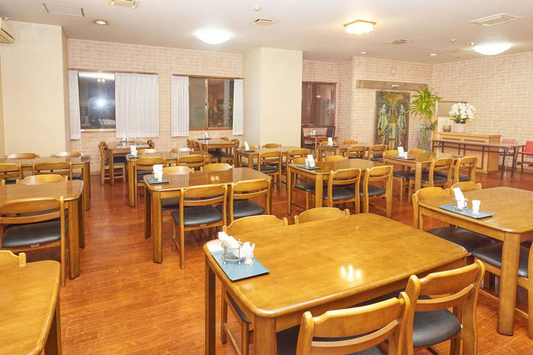 Food & Drinks 5, Famy Inn Makuhari, Narashino