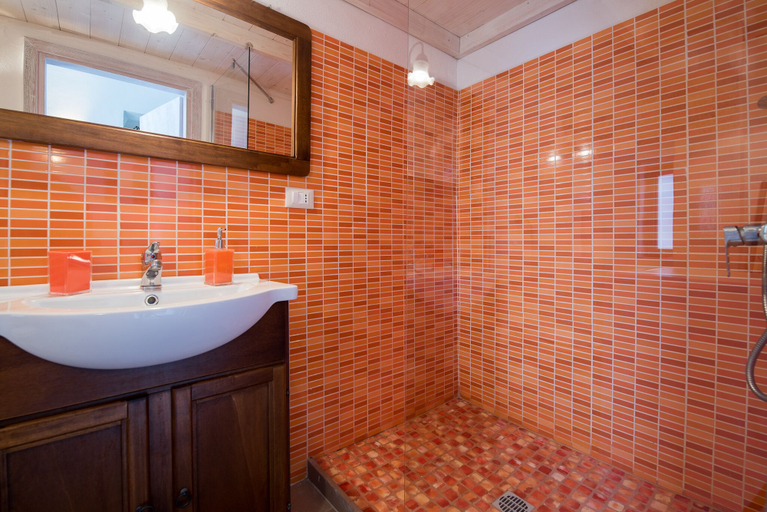 Bathroom, Casa Daniele, Brindisi