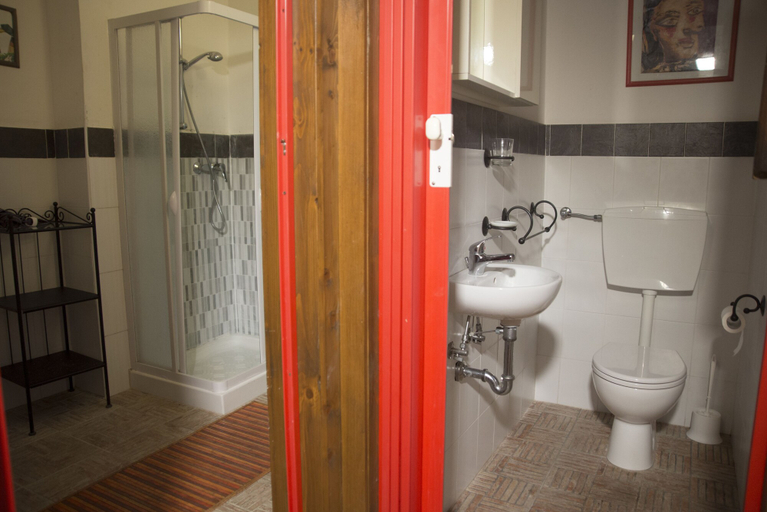 Bathroom 4, Agriturismo Fontanelle, Messina