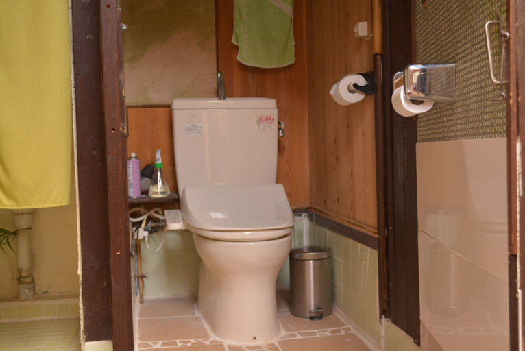 Bathroom 4, Guesthouse Bon, Kyoto
