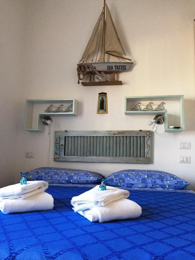Bedroom 3, B&B Castello, Crotone