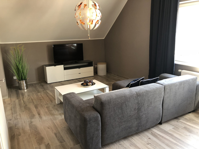 Others 5, Bahnhofstrasse 25, Cloppenburg