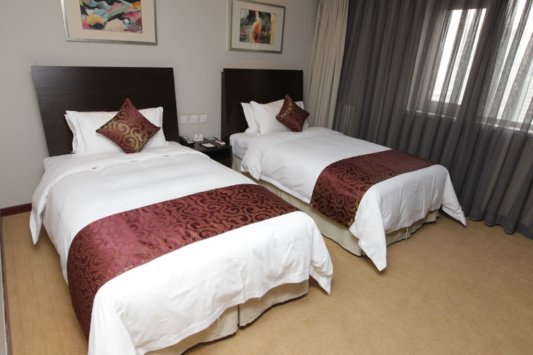 Bedroom 2, Comfort Suites, Beijing
