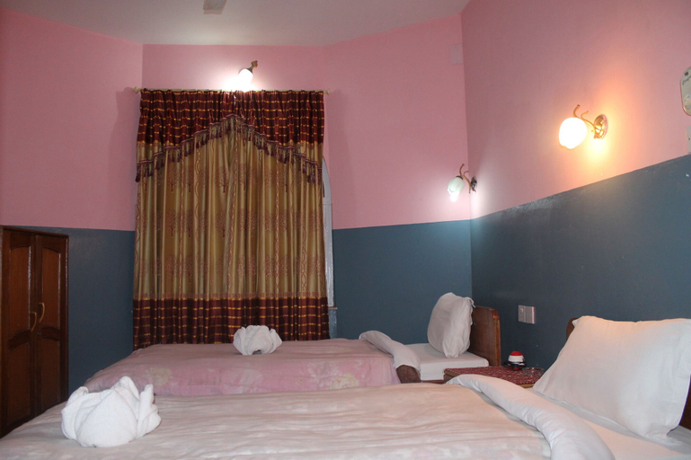 Bedroom 2, Hotel Fishtail villa, Gandaki