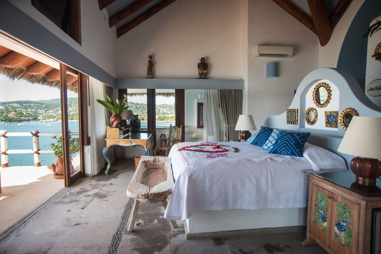 Bedroom 2, Villa El Murmullo by La Casa Que Canta, José Azueta