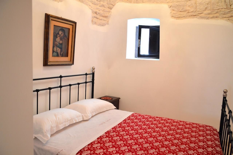 Bedroom 3, Trulli Casa Alberobello, Bari